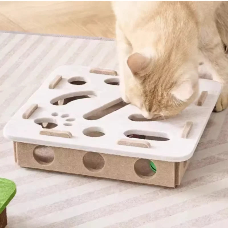 Interactive Cat Maze Toy – Felt Puzzle Ball with Bell